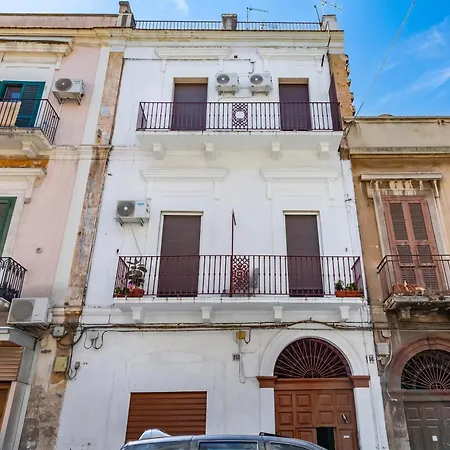 Eva - Happy Apartament Bari